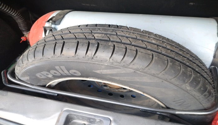 2019 Maruti New Wagon-R LXI CNG 1.0, CNG, Manual, 93,989 km, tyre