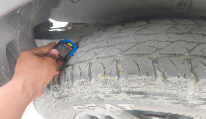 2021 Mahindra Thar LX PETROL HT 4WD AT, Petrol, Automatic, 40,311 km, tyre