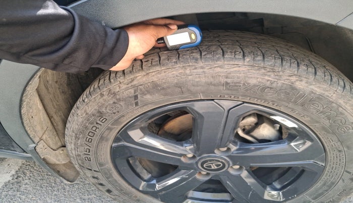 2022 Tata NEXON XZA PLUS PETROL DARK EDITION, Petrol, Automatic, 43,859 km, tyre