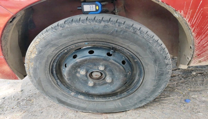 2017 Maruti Alto 800 LXI O, Petrol, Manual, 62,959 km, tyre