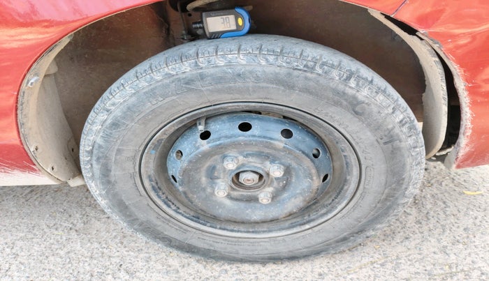 2017 Maruti Alto 800 LXI O, Petrol, Manual, 62,959 km, tyre