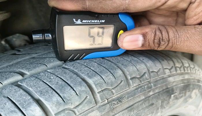 2019 Maruti New Wagon-R LXI CNG 1.0, CNG, Manual, 1,03,741 km, tyre