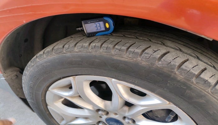 2015 Ford Ecosport TITANIUM 1.5L DIESEL, Diesel, Manual, 1,16,222 km, tyre