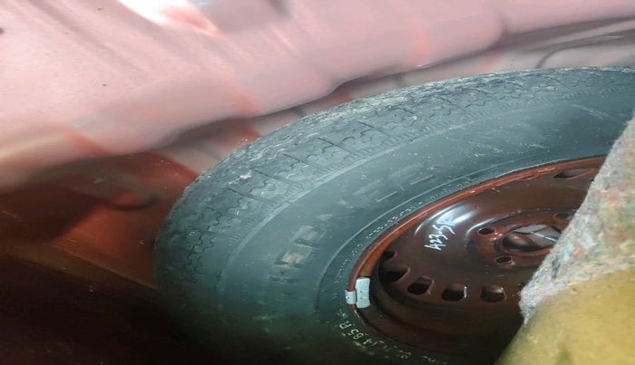 2023 Renault Kiger RXZ AMT DUAL TONE, Petrol, Automatic, 15,195 km, tyre