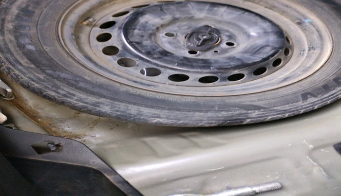 2016 Maruti Baleno DELTA PETROL 1.2, Petrol, Manual, 49,318 km, tyre