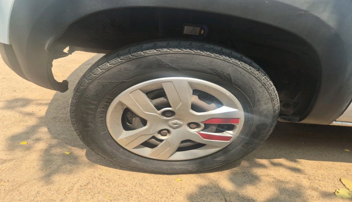 2016 Renault Kwid RXT 0.8 (O), Petrol, Manual, 38,622 km, tyre