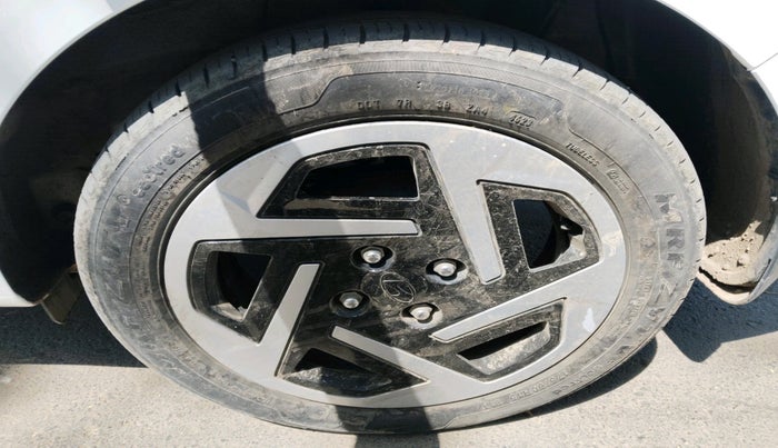 2023 Hyundai AURA S 1.2 CNG, CNG, Manual, 15,369 km, tyre