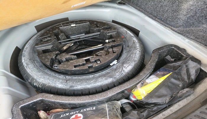 2020 Skoda Rapid STYLE TSI, Petrol, Manual, 76,338 km, tyre