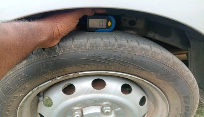 2018 Hyundai Eon ERA +, Petrol, Manual, 18,561 km, tyre