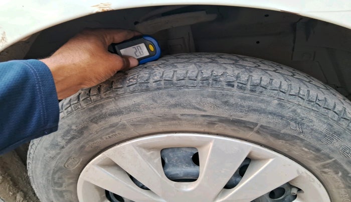 2014 Maruti Swift Dzire VXI, Petrol, Manual, 53,284 km, tyre