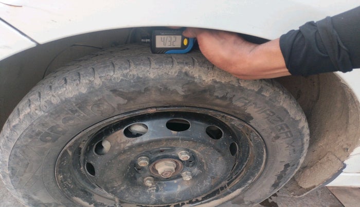 2021 Tata Tiago XT PETROL, Petrol, Manual, 26,792 km, tyre