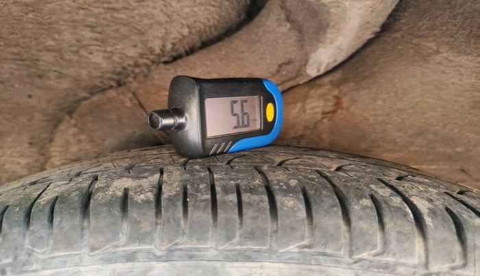 2013 Hyundai i10 MAGNA 1.1 LPG, Petrol, Manual, 47,671 km, tyre