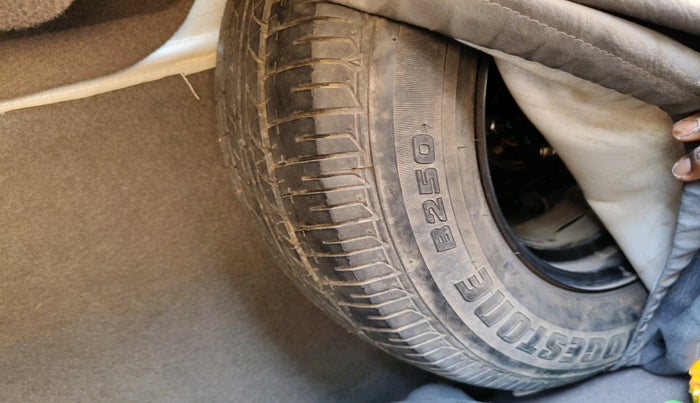 2013 Hyundai i10 MAGNA 1.1 LPG, Petrol, Manual, 47,671 km, tyre