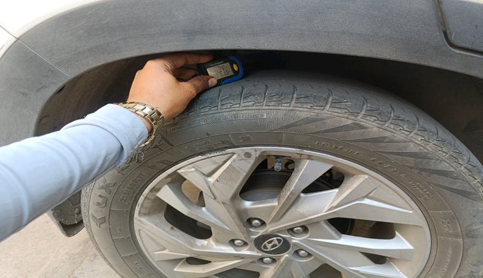 2022 Hyundai Creta SX EXECUTIVE 1.5 DIESEL, Diesel, Manual, 1,12,722 km, tyre