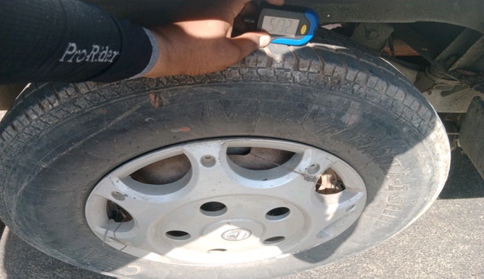 2015 Mahindra Bolero SLX BS IV, Diesel, Manual, 2,36,820 km, tyre