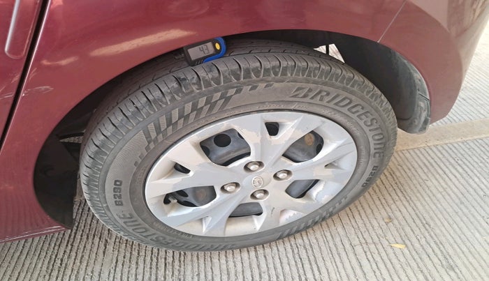 2014 Hyundai Grand i10 MAGNA 1.2 KAPPA VTVT, Petrol, Manual, 2,16,567 km, tyre