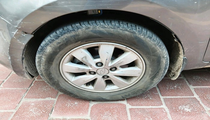 2012 Hyundai i20 SPORTZ 1.2, Petrol, Manual, 1,43,500 km, tyre