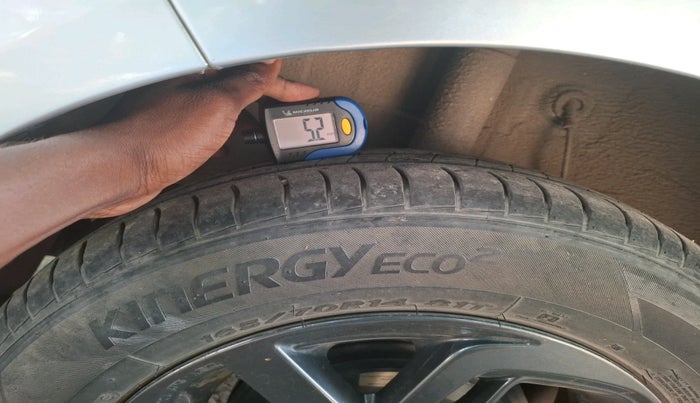 2019 Hyundai GRAND I10 NIOS SPORTZ AMT 1.2 KAPPA VTVT, Petrol, Automatic, 30,086 km, tyre