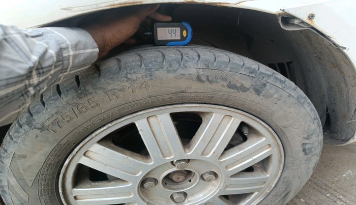 2006 Ford Fiesta EXI 1.4 PETROL, CNG, Manual, 90,457 km, tyre