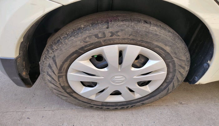 2011 Maruti Swift Dzire VDI, Diesel, Manual, 47,300 km, tyre