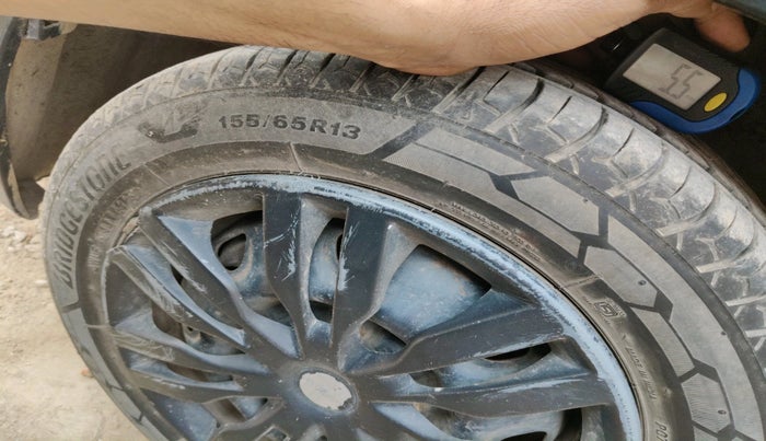 2011 Maruti Alto K10 VXI, CNG, Manual, 82,639 km, tyre