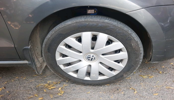 2013 Volkswagen Polo COMFORTLINE 1.2L PETROL, Petrol, Manual, 85,441 km, tyre