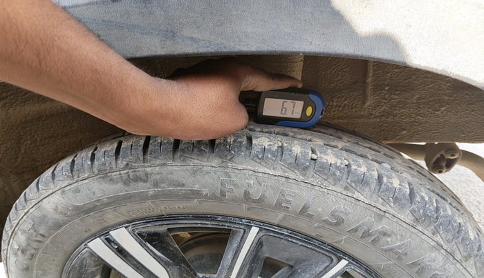 2024 Renault Kwid CLIMBER AMT 1.0, Petrol, Automatic, 6,166 km, tyre