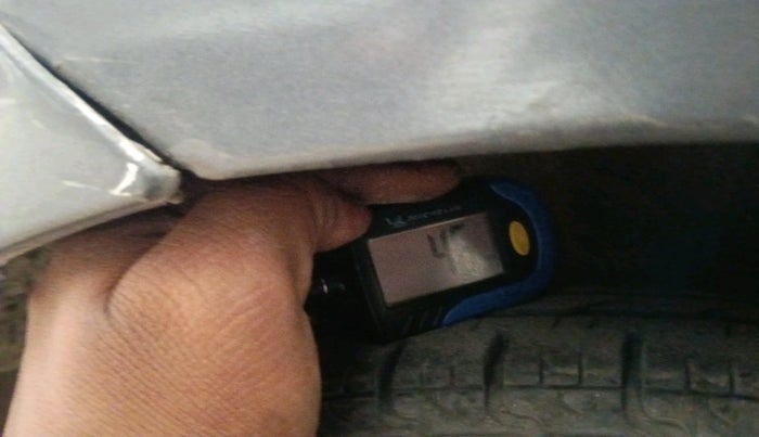 2014 Hyundai i10 MAGNA 1.1, CNG, Manual, 1,50,054 km, tyre