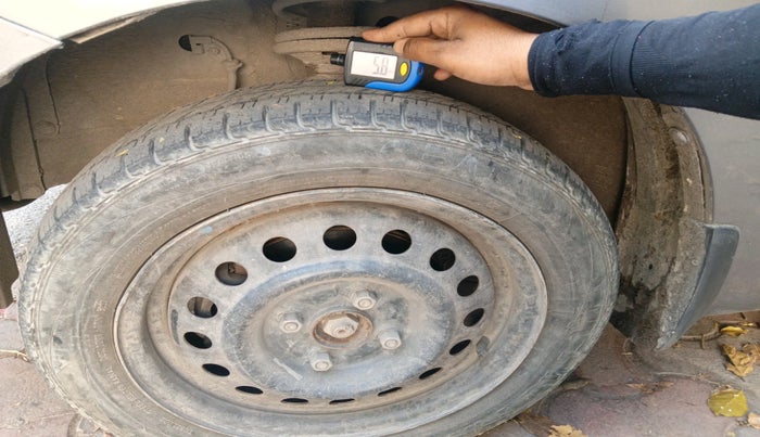 2017 Maruti Wagon R 1.0 VXI (O) AMT, Petrol, Automatic, 26,860 km, tyre