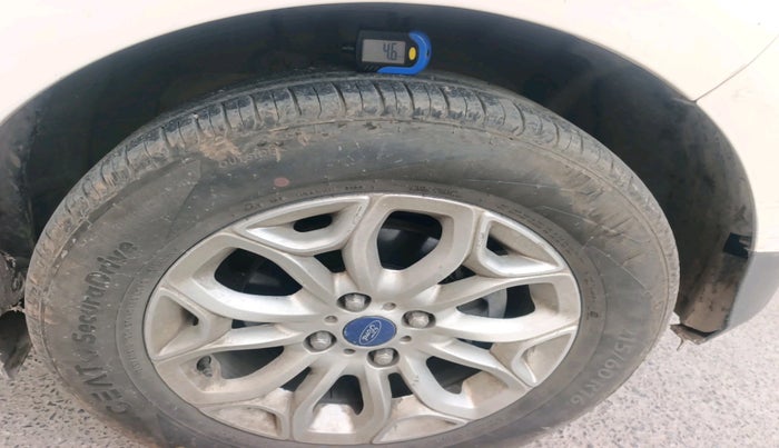 2017 Ford Ecosport TITANIUM 1.5L DIESEL, Diesel, Manual, 1,41,919 km, tyre