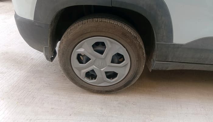 2025 Maruti BREZZA LXI S- CNG, CNG, Manual, 10,671 km, tyre