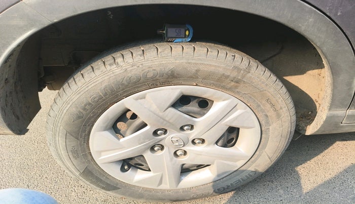 2020 Hyundai VENUE S 1.0 TURBO IMT, Petrol, Manual, 13,500 km, tyre