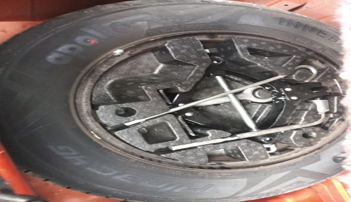 2021 Tata PUNCH ADVENTURE MT, Petrol, Manual, 18,781 km, tyre