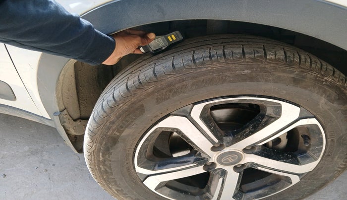 2022 Tata NEXON XZ PLUS SUNROOF DIESEL DUAL TONE, Diesel, Manual, 99,348 km, tyre