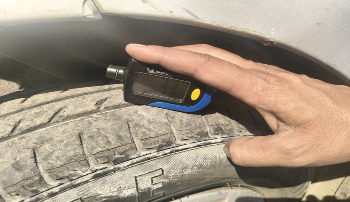 2013 Hyundai i10 MAGNA 1.1, CNG, Manual, 77,977 km, tyre