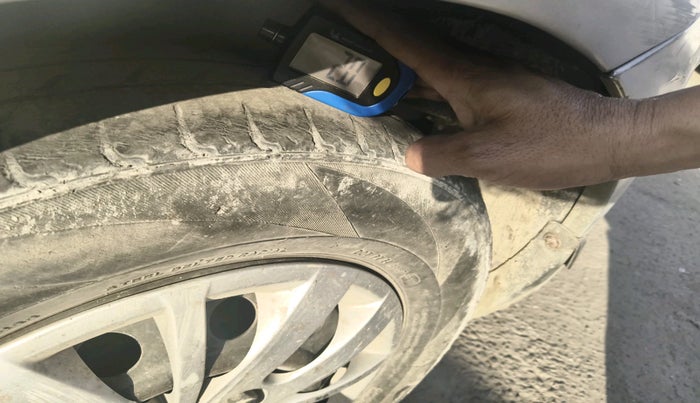 2013 Hyundai i10 MAGNA 1.1, CNG, Manual, 77,977 km, tyre