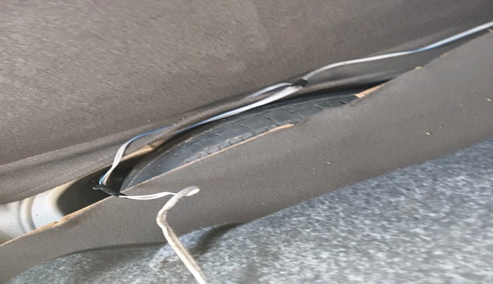 2013 Hyundai i10 MAGNA 1.1, CNG, Manual, 77,977 km, tyre