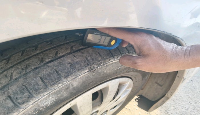 2013 Hyundai i10 MAGNA 1.1, CNG, Manual, 77,977 km, tyre