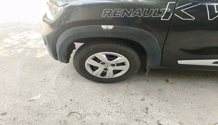 2017 Renault Kwid RXT 1.0 AMT (O), Petrol, Automatic, 45,297 km, tyre