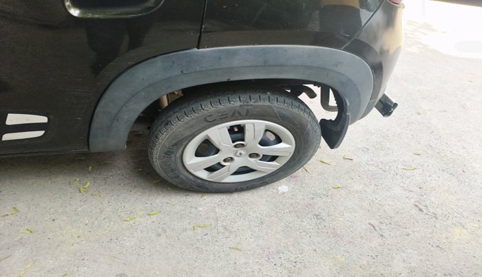 2017 Renault Kwid RXT 1.0 AMT (O), Petrol, Automatic, 45,297 km, tyre