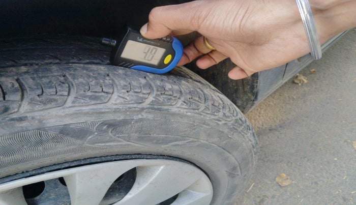 2018 Maruti Baleno DELTA PETROL 1.2, Petrol, Manual, 1,04,996 km, tyre