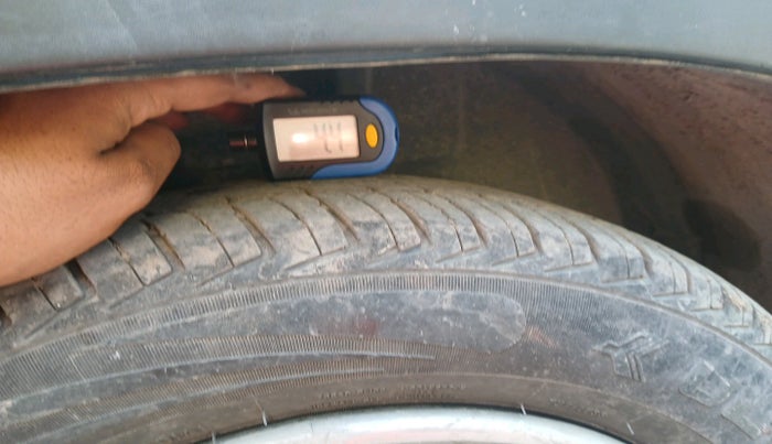 2019 Renault Kwid RXL, Petrol, Manual, 19,477 km, tyre