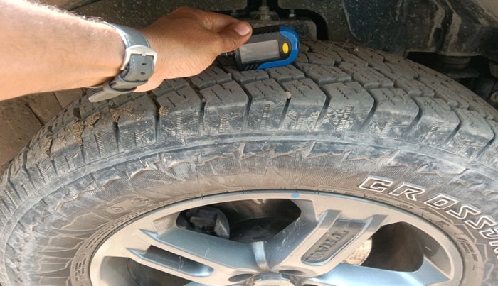 2023 Mahindra Thar LX HT PETROL 4WD MT, Petrol, Manual, 26,970 km, tyre