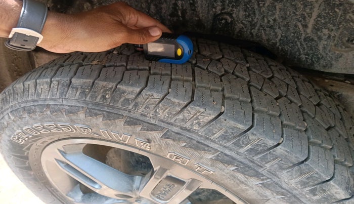 2023 Mahindra Thar LX HT PETROL 4WD MT, Petrol, Manual, 26,970 km, tyre