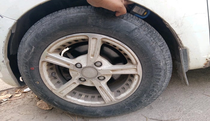 2011 Hyundai i10 MAGNA 1.2, Petrol, Manual, 53,324 km, tyre