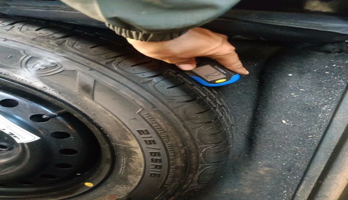 2020 Jeep Compass LONGITUDE PLUS 1.4 PETROL AT, Petrol, Automatic, 1,16,562 km, tyre