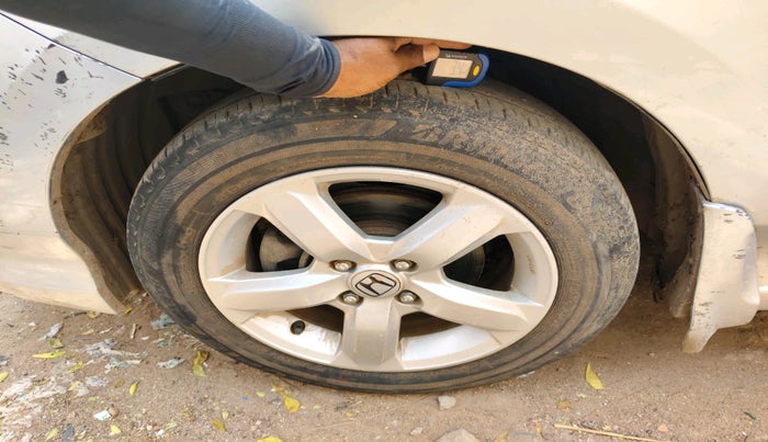 2011 Honda City 1.5L I-VTEC V MT, Petrol, Manual, 77,755 km, tyre