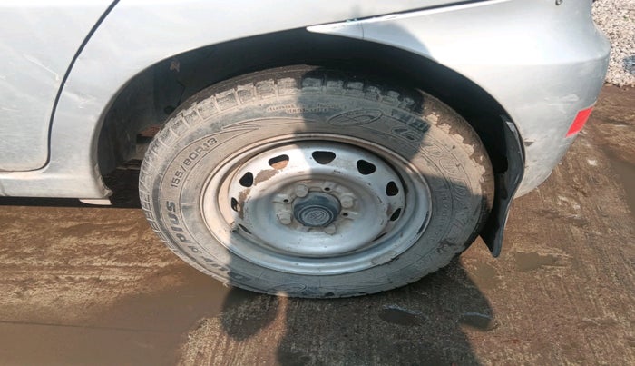 2013 Tata Indica V2 LS DIESEL, Diesel, Manual, 43,456 km, tyre