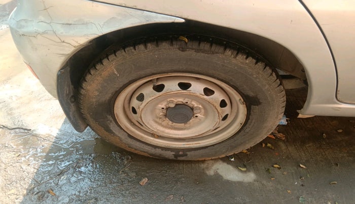 2013 Tata Indica V2 LS DIESEL, Diesel, Manual, 43,456 km, tyre