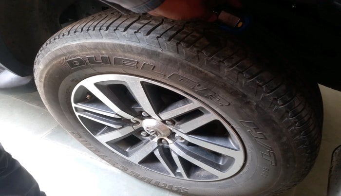 2017 Toyota Fortuner 2.8 4X2 MT, Diesel, Manual, 1,08,437 km, tyre